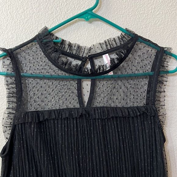 Black mini dress, size medium - Picture 2 of 7